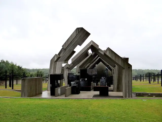 Mauzoleum Martyrologii Wsi Polskich w Michniowie in Michniów – Photo 2 of 6