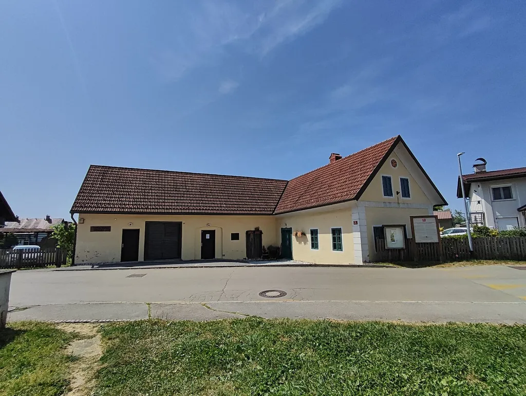 Menačenkova domačija in Domžale – Photo 2 of 2