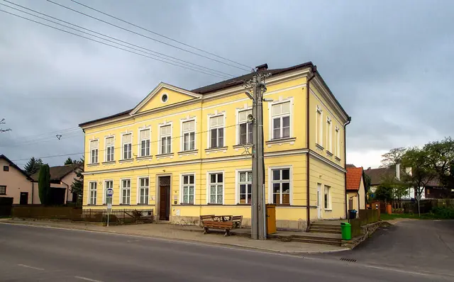 Metánovské muzeum – Kabinet profesora Hrona in Častrov