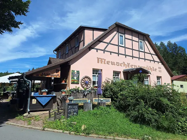 Milo-Barus-Ausstellung in Weißenborn