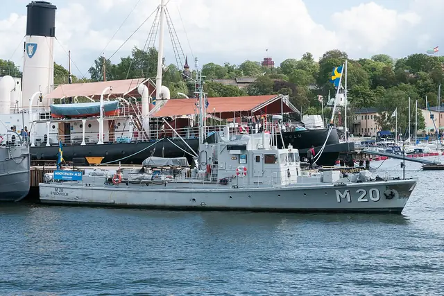 Minsveparen M 20 in Stockholm – Bild 2 av 2