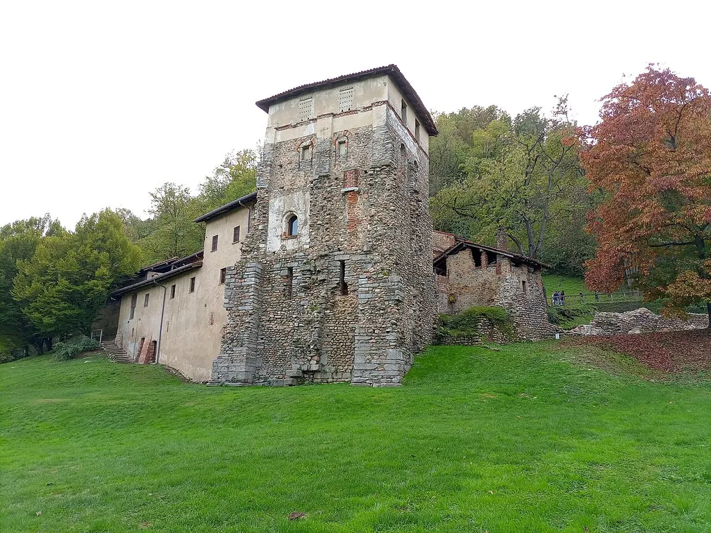 Monastero di Torba in Gornate Olona – Photo 2 of 5