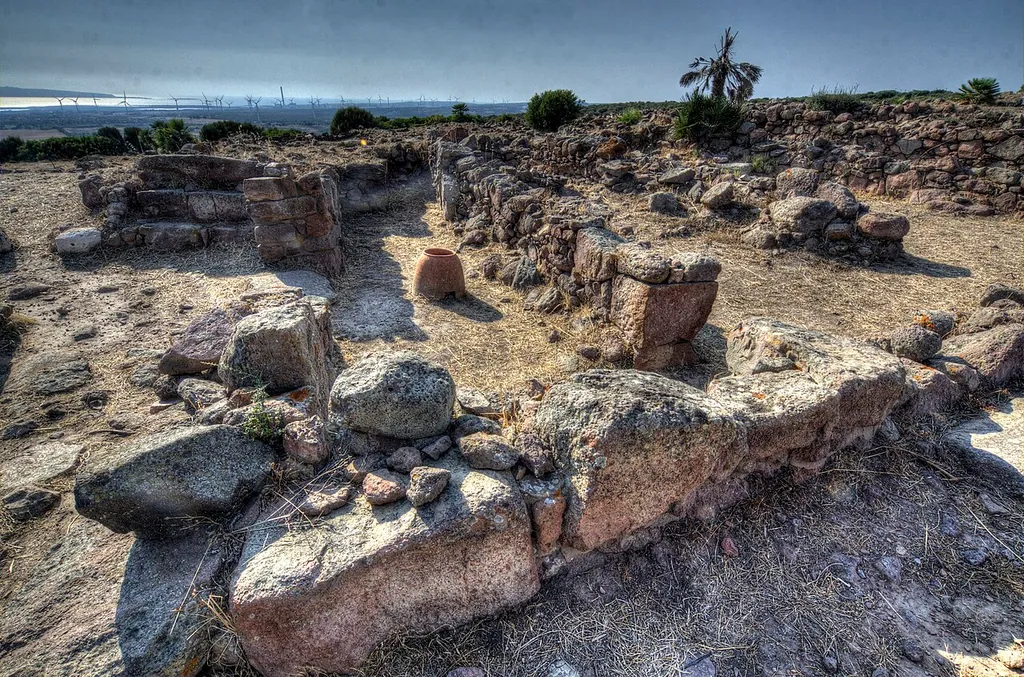 Parco archeologico di Monte Sirai in Carbonia – Bild 4 von 4