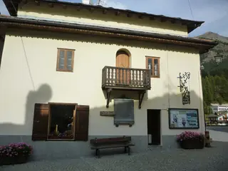 Mostra permanente del pizzo al tombolo "I Merletti di Cogne"