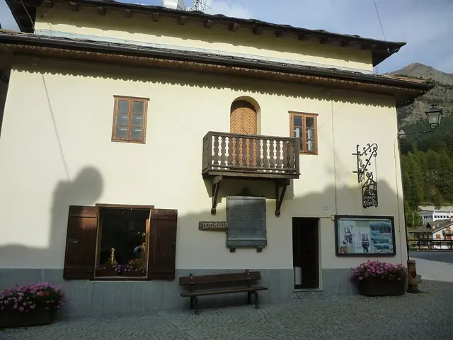 Mostra permanente del pizzo al tombolo "I Merletti di Cogne"