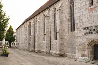Bauernkriegsmuseum Kornmarktkirche in Mühlhausen/Thüringen – Foto 2 van 3