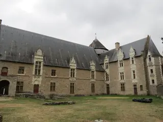 Musée d'Art naïf et d'Arts singuliers (MANAS) in Laval