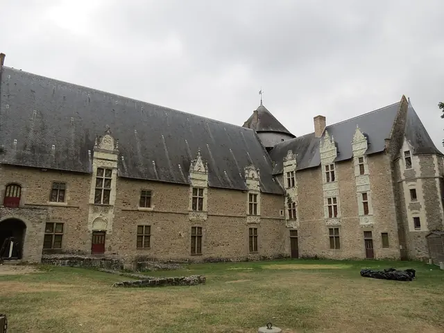 Musée d'Art naïf et d'Arts singuliers (MANAS) in Laval