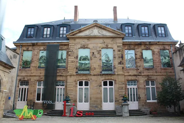 Musée de l'illustration jeunesse in Moulins