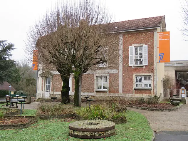Musée départemental de la Seine-et-Marne in Saint-Cyr-sur-Morin