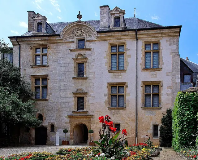 Musée des arts décoratifs in Bourges