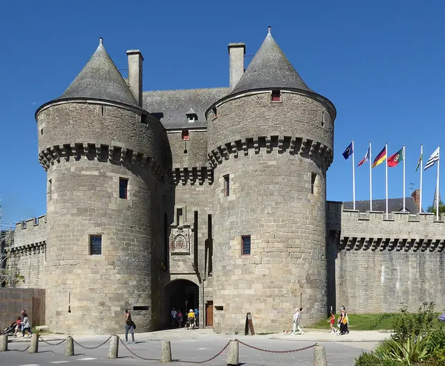 Porte Saint-Michel – Château-musée de Guérande