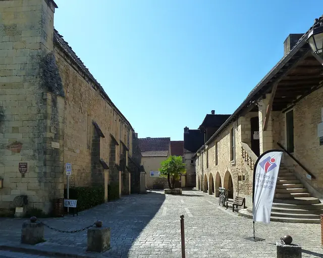 Musée Eugène Le Roy et des Vieux Métiers in Montignac-Lascaux