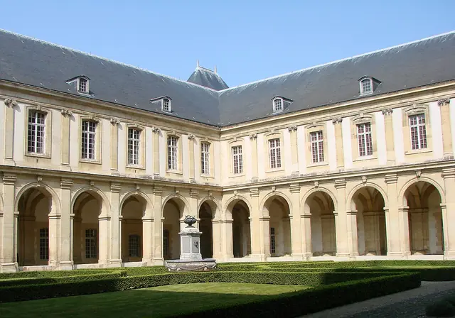 Musée Saint-Remi in Reims