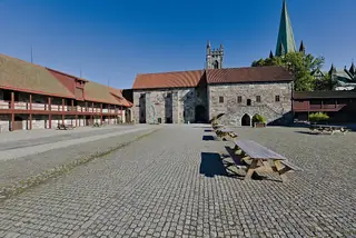 Museet Erkebispegården in Trondheim – Bilde 2 av 5