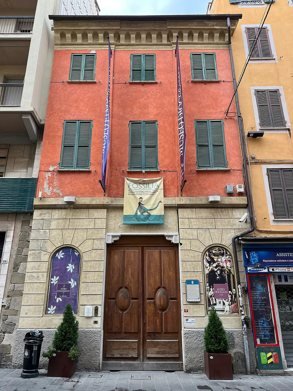 Museo civico etnografico «Giovanni Podenzana» in La Spezia