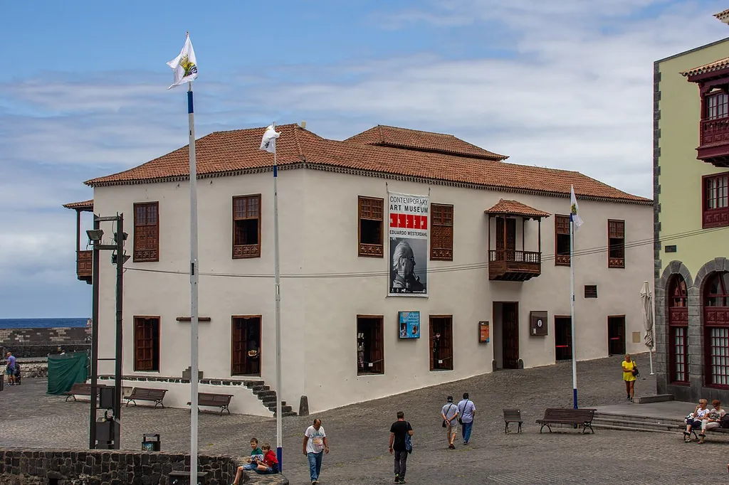 Museo de Arte Contemporáneo Eduardo Westerdahl in Puerto de la Cruz