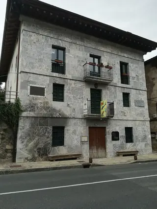 Museo de Ciencias Naturales Hontza in Mañaria – Photo 1 of 3