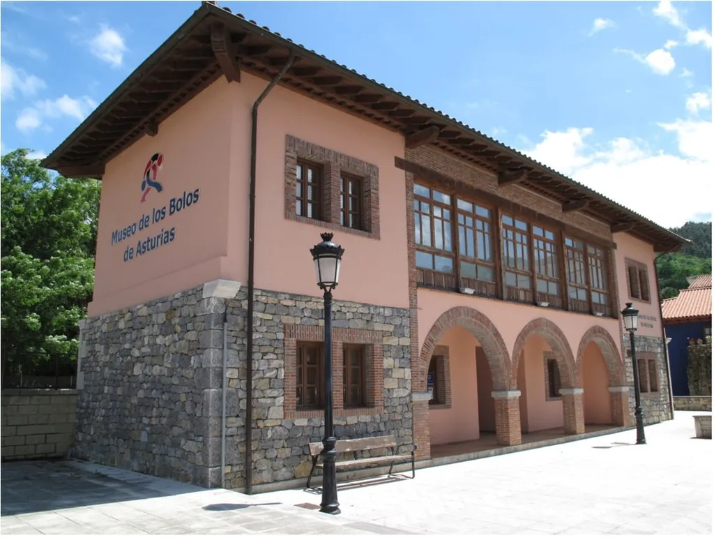 Museo de los Bolos de Asturias in Peñamellera Baja