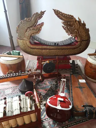 Museo degli strumenti musicali multietnici Fausto Cannone in Alcamo