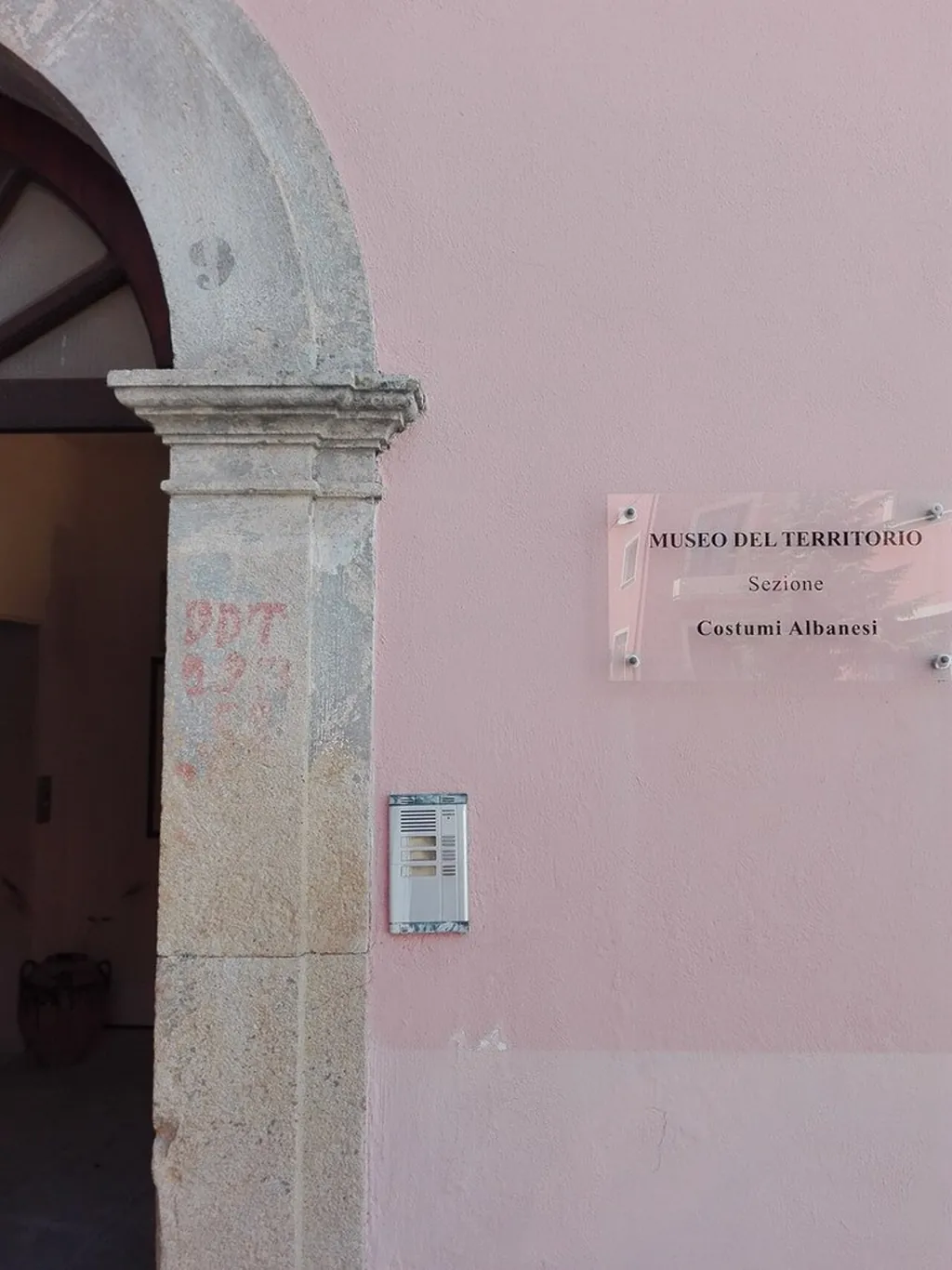 Museo del territorio e del costume Arbëreshë in Santa Sofia d'Epiro