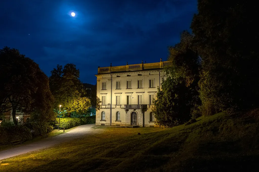 Museo del tessuto e della tappezzeria Vittorio Zironi in Bologna