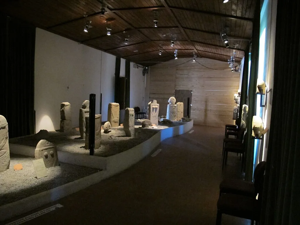 Museo delle statue stele lunigianesi in Pontremoli