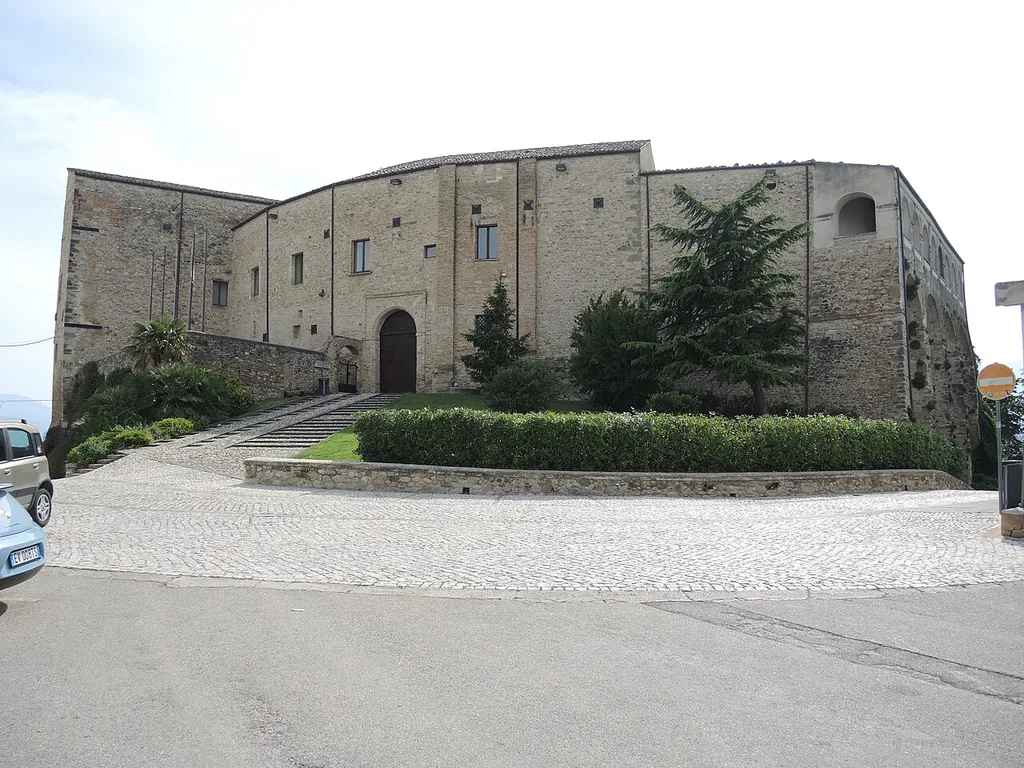 Museo e Archivio degli Artisti Abruzzesi Contemporanei - Castello di Nocciano