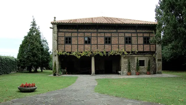 Museo Etnográfico de Cantabria in Camargo