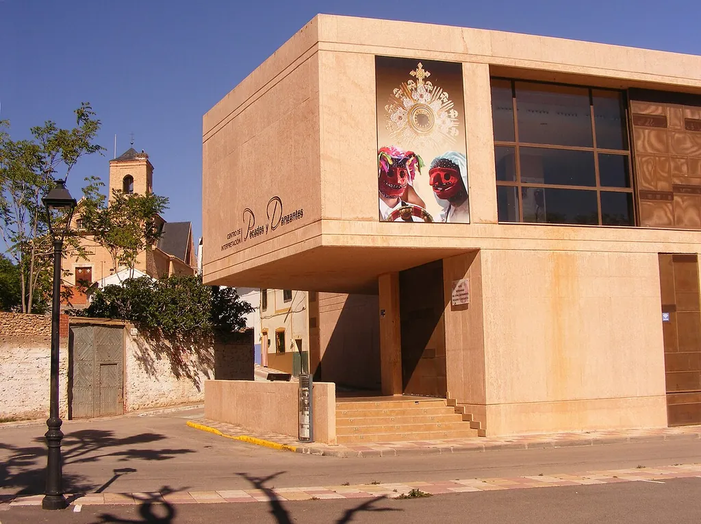 Centro de Interpretación Pecados y Danzantes in Camuñas