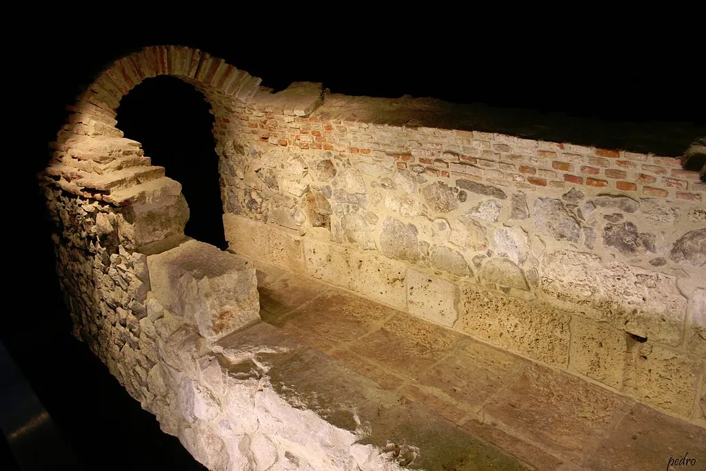 Museo Los Caños del Peral in Madrid