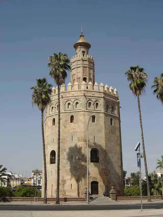 Museo Marítimo Torre del Oro in Sevilla