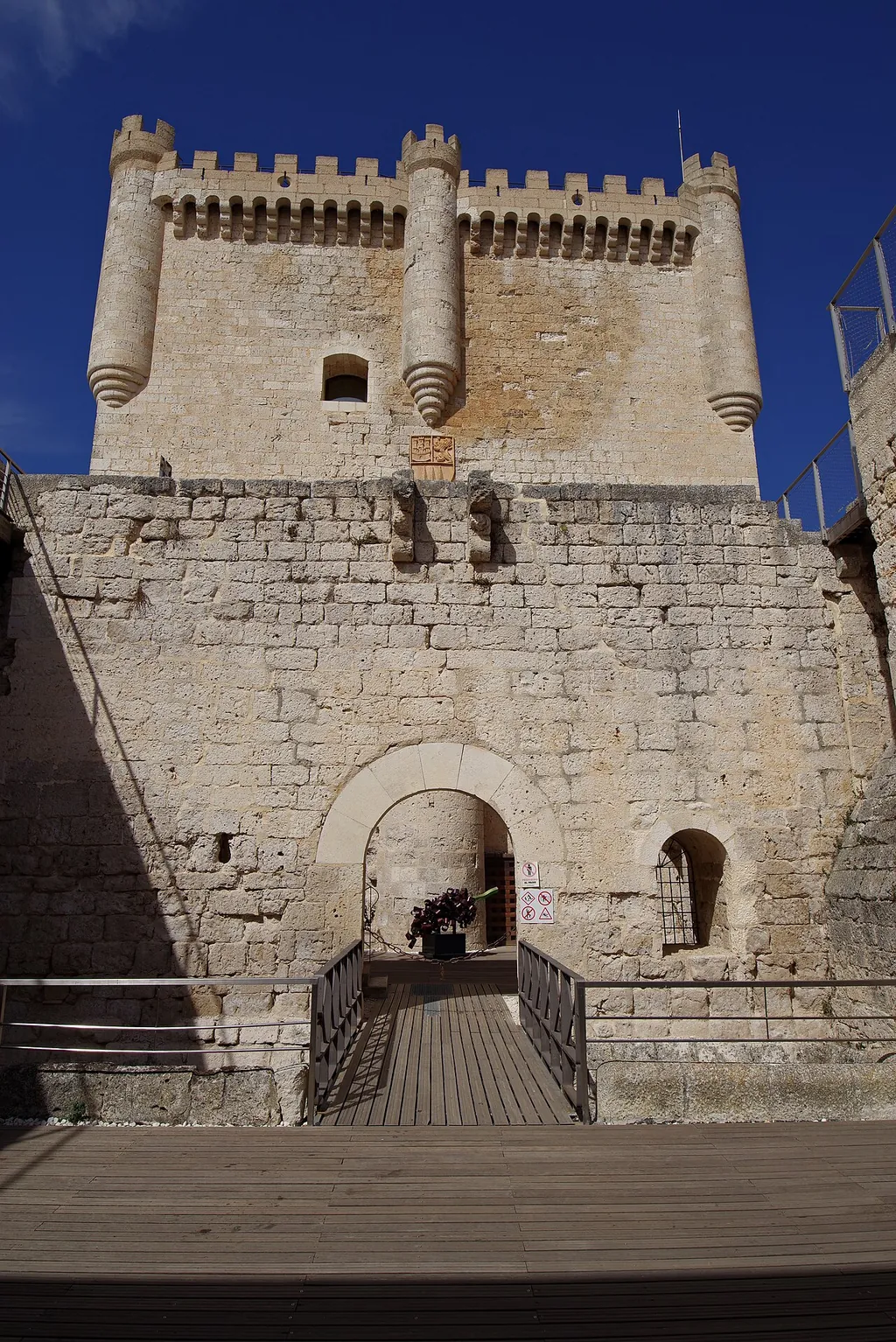 Museo Provincial del Vino in Peñafiel – Photo 3 of 3
