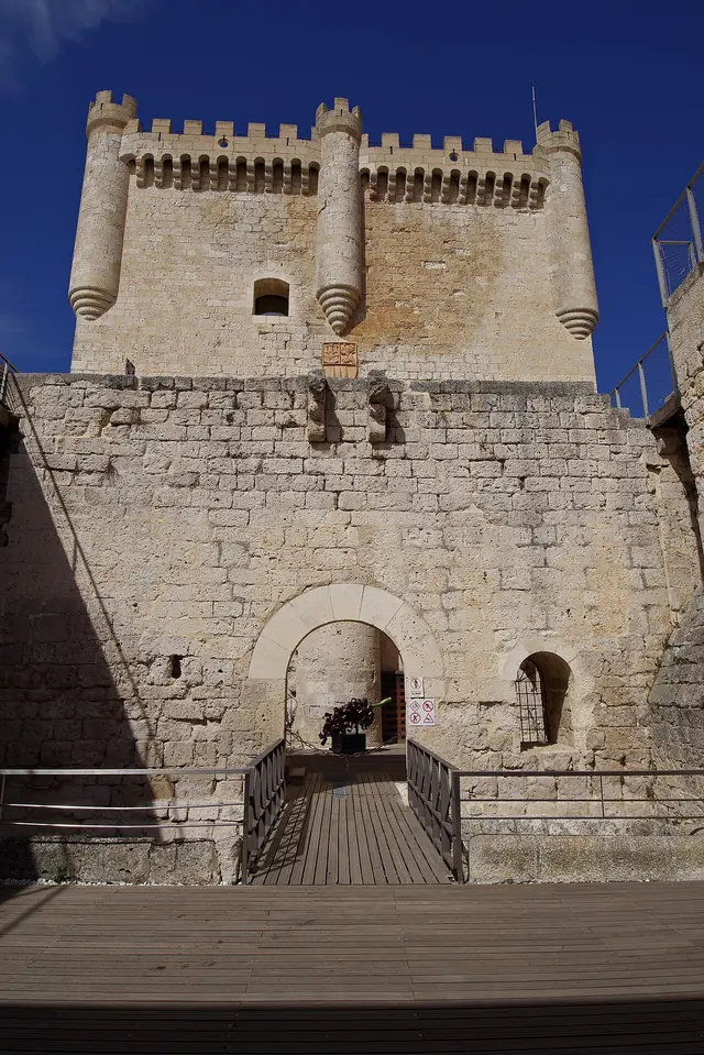 Museo Provincial del Vino in Peñafiel – Photo 3 of 3