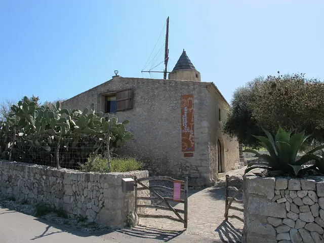 Museu Arqueològic de Son Fornés in Montuïri