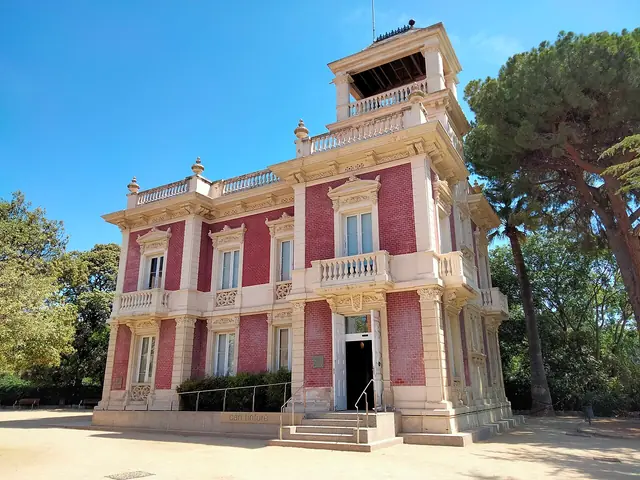 Museu Can Tinturé in Esplugues de Llobregat