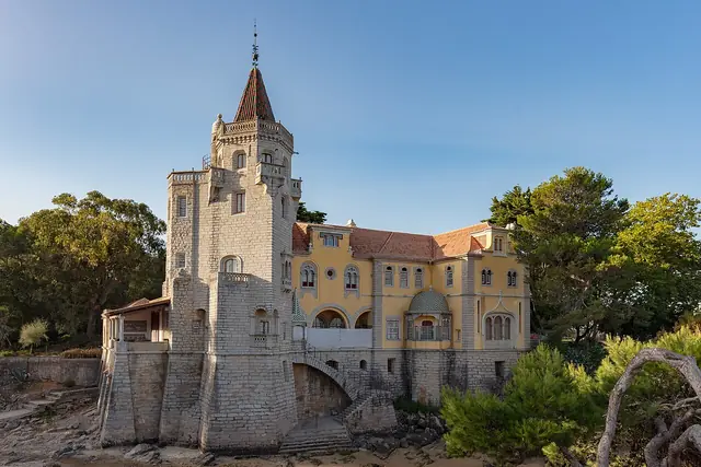 Museu Condes de Castro Guimarães in Cascais – Photo 2 of 7