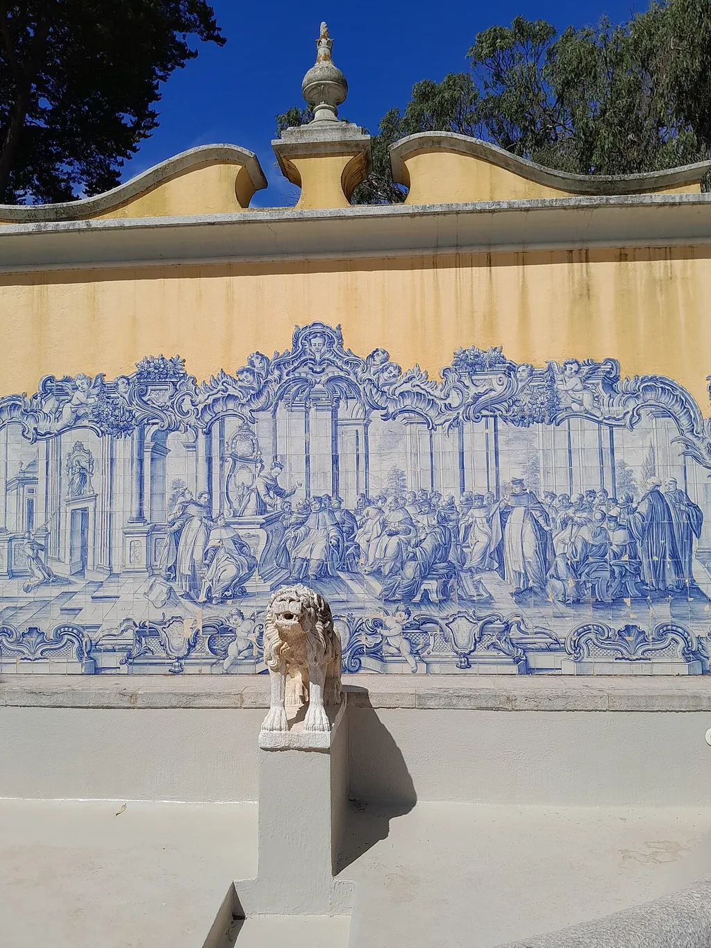 Museu Condes de Castro Guimarães in Cascais – Photo 6 of 7