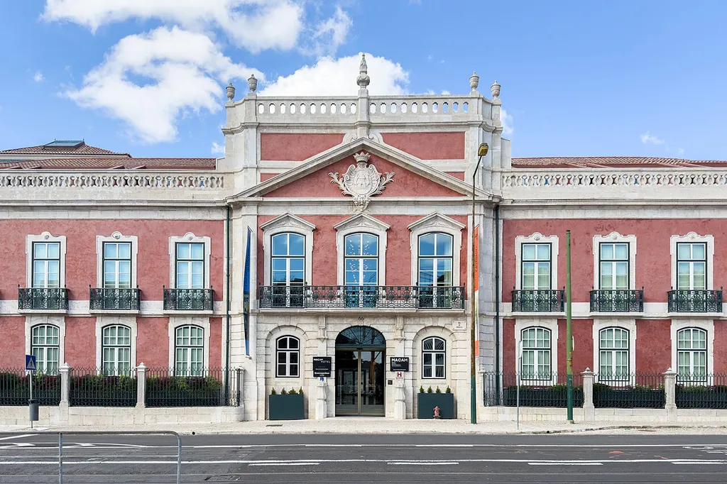 MACAM – Museu de Arte Contemporânea Armando Martins in Lisboa