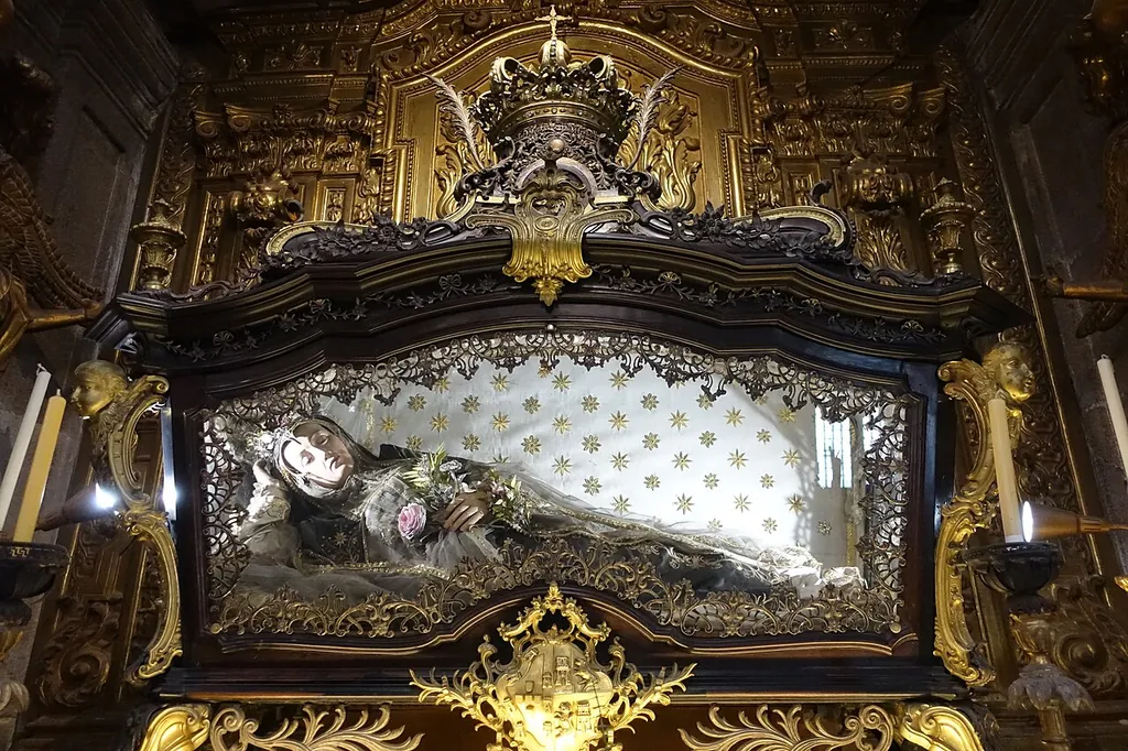 Museu de Arte Sacra de Arouca – Bild 2 von 4