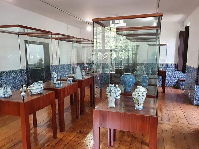 Museu da Cerâmica in Caldas da Rainha – Photo 2 of 5