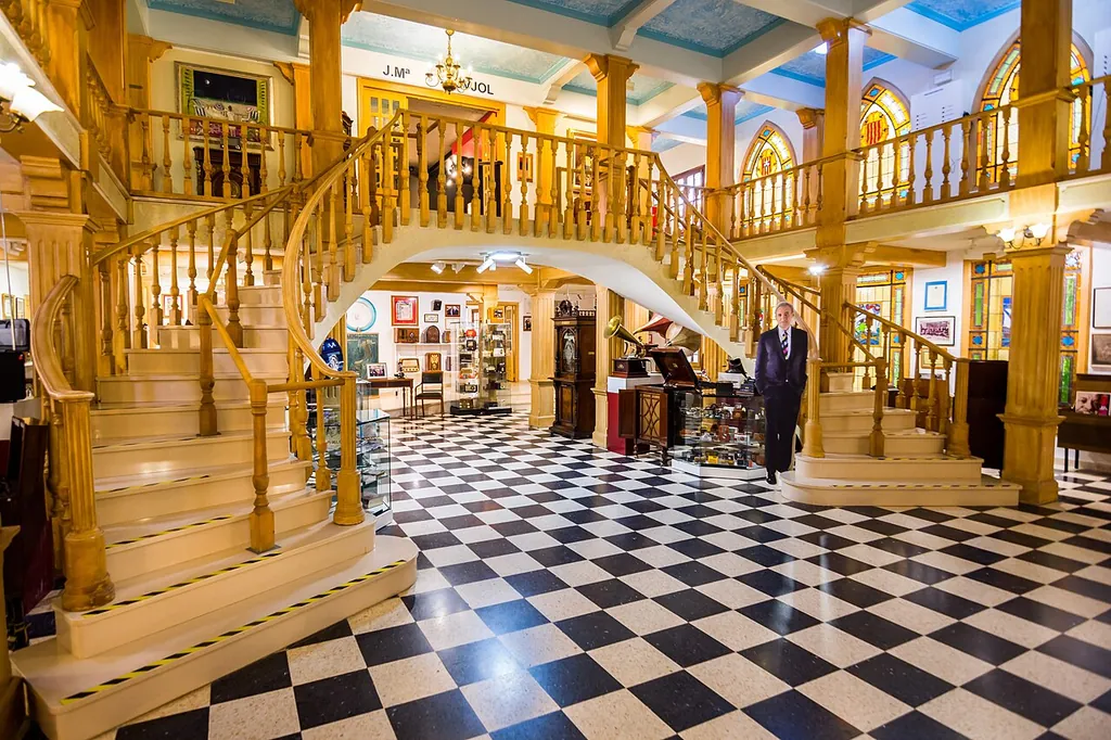 Museu de la Ràdio Luis del Olmo in Roda de Berà
