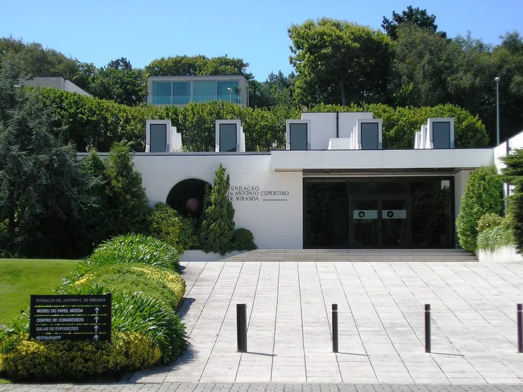 Museu do Papel Moeda in Porto