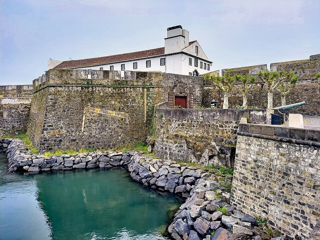 Museu Militar dos Açores in Ponta Delgada – Foto 2 de 6