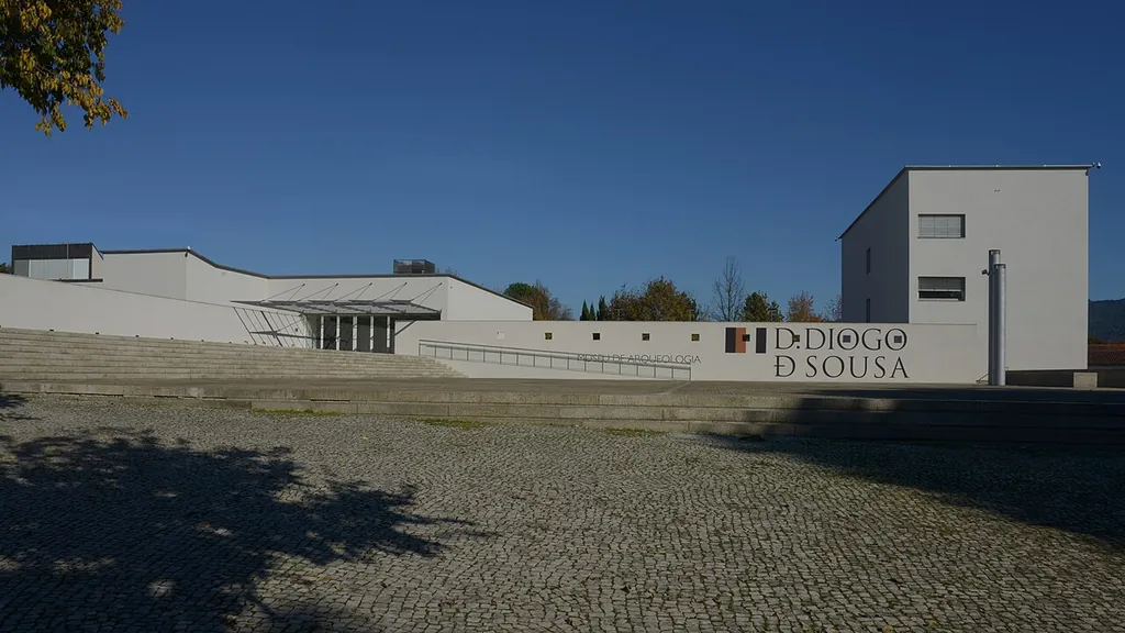 Museu de Arqueologia D. Diogo de Sousa in Braga – Bild 2 von 5