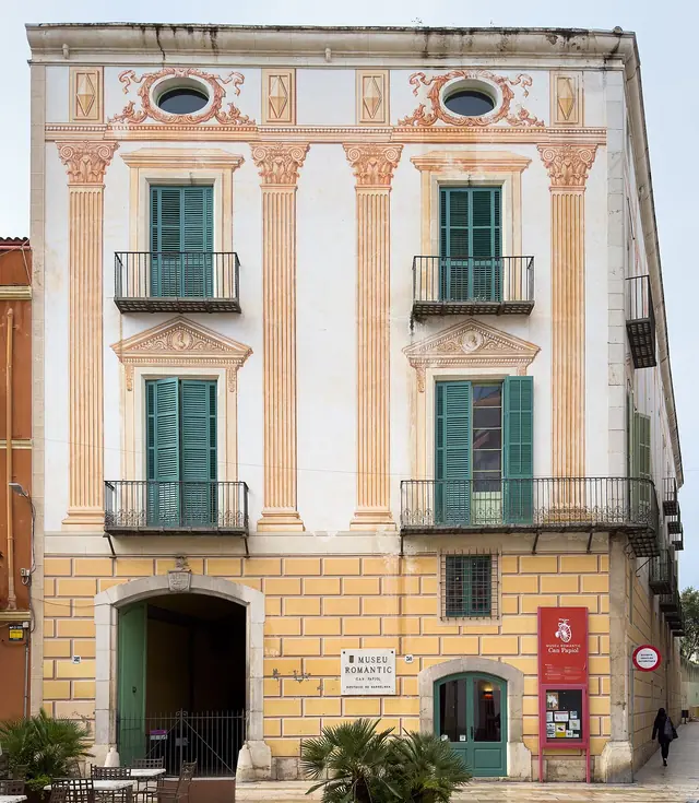 Museu Romàntic Can Papiol in Vilanova i la Geltrú