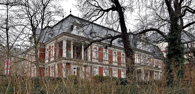 Museum Charlottenburg-Wilmersdorf in der Villa Oppenheim in Berlin – Photo 2 of 4