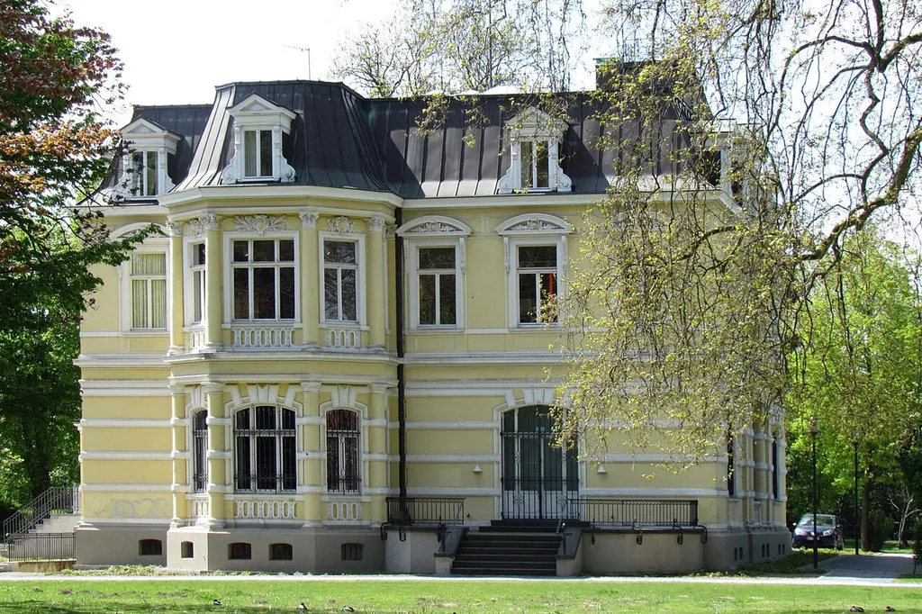 Museum der Niederrheinischen Seele – Villa Erckens in Grevenbroich