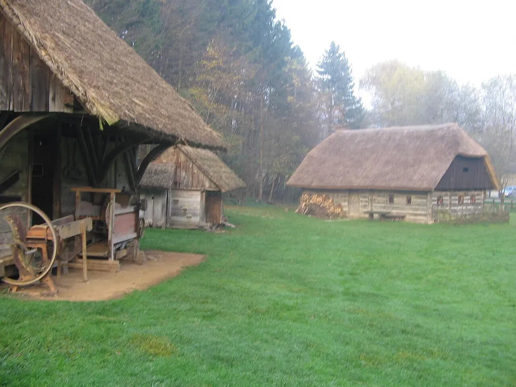 Muzej na prostem Pleterje in Drča
