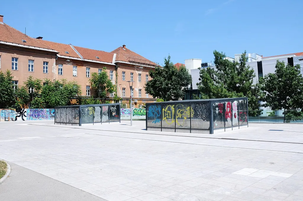 Muzej sodobne umetnosti Metelkova in Ljubljana